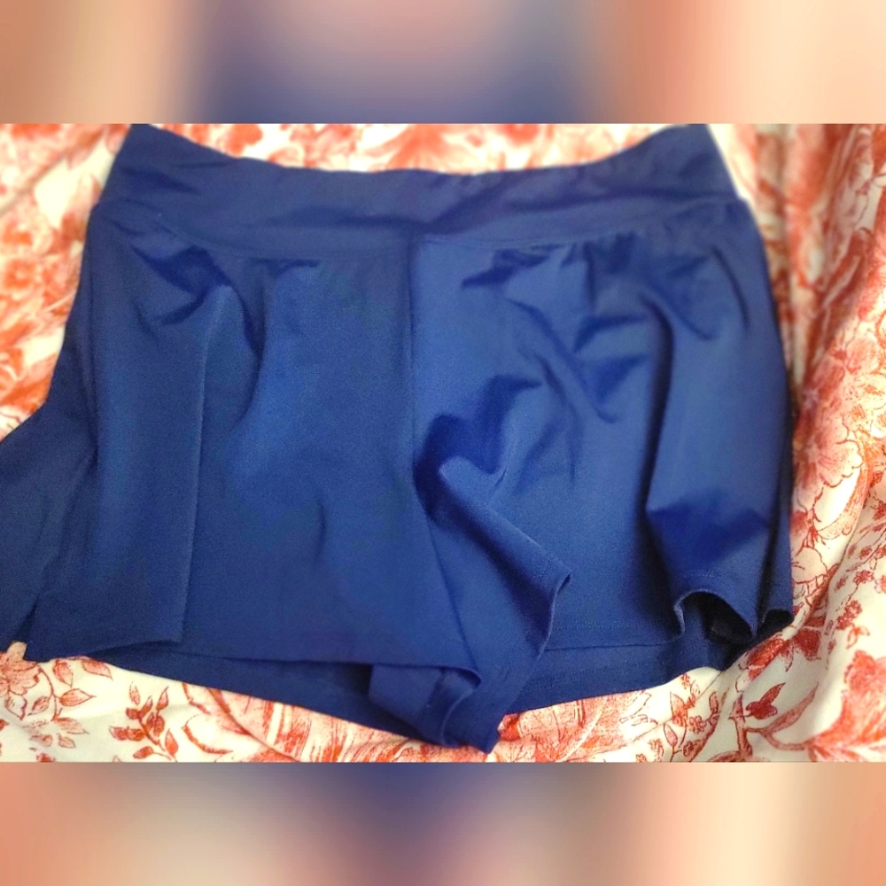 Women's Navy Blue ShapeSolver Lined Shorts, Size 10. NWT